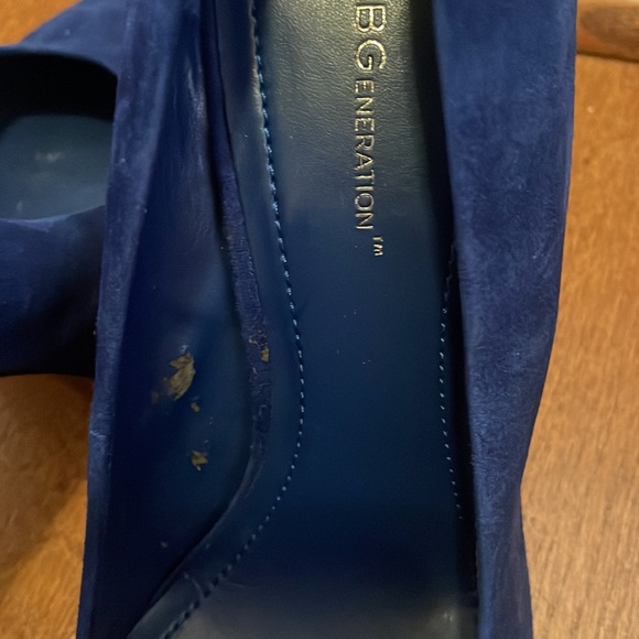 Blue Pumps - Picture 4 of 5